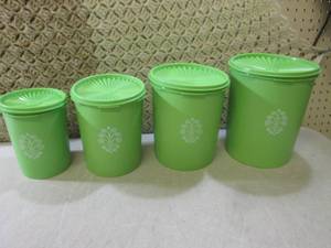 lot 351 image: (EC1) Vintage Tupperware Canister S...