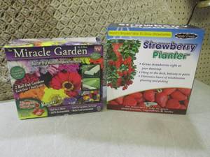 lot 358 image: (BS) Strawberry Planter and Miracle...