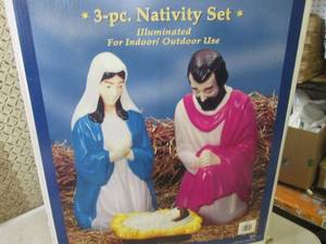 lot 1 image: (A-4) 3pc Nativity Set Illuminated ...