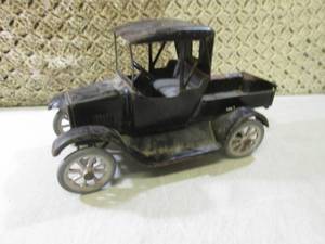 lot 28 image: (EC1) Vintage Metal Buddy L Pickup ...