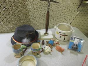 lot 34 image: (F-2) Assorted Vintage Etc...