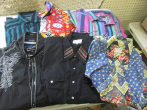 lot 55 image: (F-1) 6 Long Sleeve Button Front Sh...