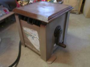 lot 94 image: (EC1) Garden Hose Reel with Hose...