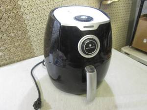lot 168 image: (FS) Paula Deen 5.3 Qt 1700 Watt Ai...