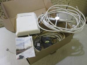 lot 169 image: (CS) Indoor Cell Phone Signal Boost...