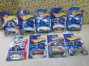 lot 171 image: (C-4) Assorted Hot Wheels in Packag...