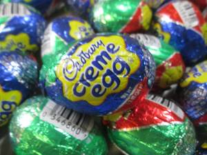 lot 189 image: (B-3) 36 Cadbury Creme Eggs Past Da...