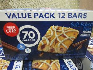 lot 211 image: (A-4) 14 Boxes Fiber One Cinnamon C...