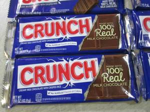 lot 214 image: (B-1) 12 Crunch Candy Bars Past Dat...