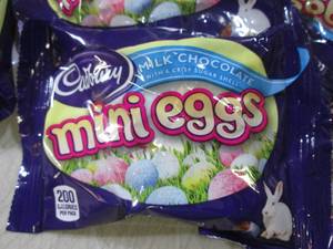lot 216 image: (B-1) 18 Bags Cadbury Milk Chocolat...