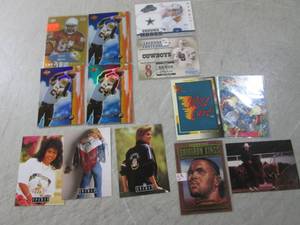 lot 259 image: (BSB) 11 Assorted Football Sports C...