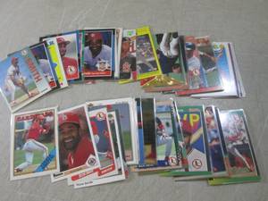 lot 262 image: (BSB) 50 Assorted Ozzie Smith Baseb...