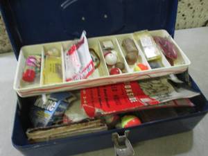 lot 295 image: (BS) Vintage Metal 14 Tackle Box w...