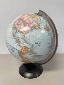 lot 36 image: Table Top Classroom Sized Globe