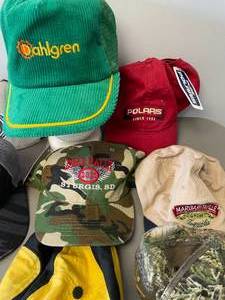 lot 81 image: Lot of Vintage Caps John Deere Sturgis Polaris and More