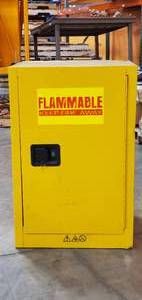 Edsal SC12F (23 W x 18 D x 35 H) 12-Gallon Flammable Liquid Safety Cabinet (Used)