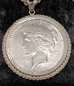 1922 US PEACE SILVER DOLLAR IN STERLING SILVER NECKLACE