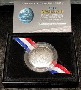 2019 APOLLO 11th 50th ANNIVERSARY US MINT COMMEMORATIVE HALF DOLLAR