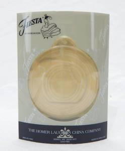 lot 37 image: New HLCAA Limited Edition Ivory Disc Pitcher Ornament