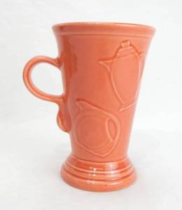 lot 71 image: Persimmon Pedestal Mug