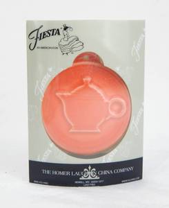 lot 85 image: New Persimmon Limited Edition HLCCA Teapot Ornament