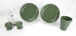 lot 111 image: New Sage Bistro Plates and Salt Pepper in Box and Tumbler