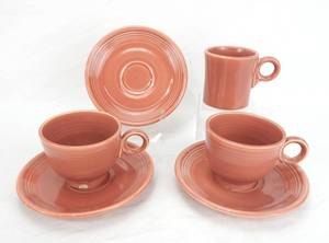 lot 120 image: Lot of Six Pieces of Vintage Rose