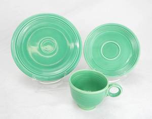 lot 149 image: Lot of Vintage Light Green