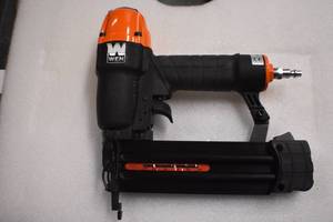 Brad nailer