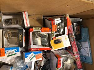 Gaylord of Mixed Door Knobs and Handles Various Models and Conditions See Pictures