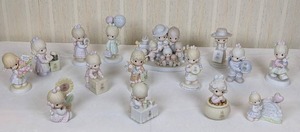 Collection of 15 Vintage Collectable Figurines Precious Moments
