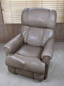 Leather Lever Recliner in Grey