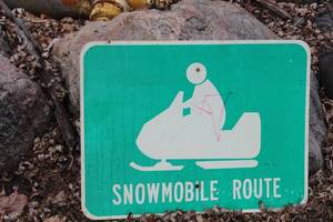 lot 501 image: Metal Sign - Snowmobile Route