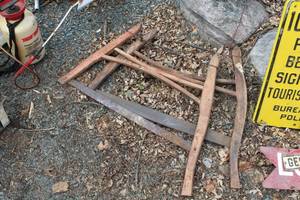 lot 504 image: Lot of (2) Vintage Wood Saws