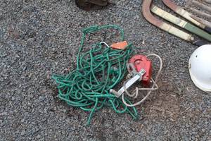 lot 517 image: Rope & Pulley with Hand Winch