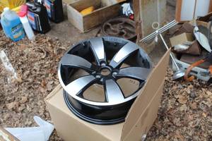 lot 528 image: Lot of (2) 16 Wheels 3-lug for a CanAm Spyder (New In Box )