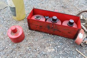 lot 532 image: Lot of (4) Vintage BurnerHeater, Metal Case