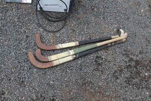lot 520 image: Lot of (3) Vintage Field Hockey Sticks