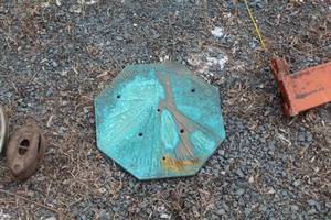 lot 552 image: Vintage Sun Dial