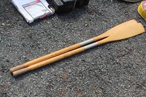 lot 480 image: Lot of (2) 58-12 Oars