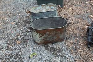 lot 491 image: Vintage Metal Wash Tub