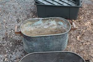 lot 492 image: Vintage Metal Wash Tub