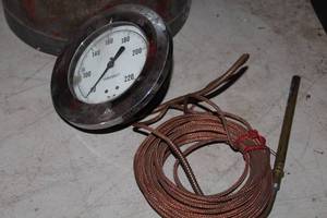 lot 1606 image: Thermometer with Probe Wire