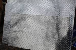 lot 409 image: Lot of (2) Diamond Plate Sheet