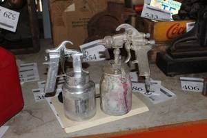 lot 1617 image: Lot of (2) Spray GunCan