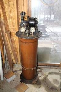 lot 435 image: Janette Mfg Co The Janette 3320 Fractional HP Motor