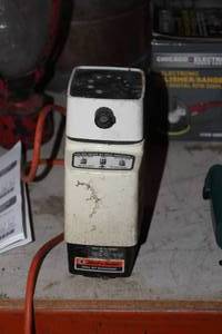lot 1704 image: Black & Decker No. 7980 Drill Bit Sharpener