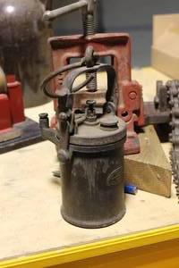 lot 1711 image: Vintage Wolf Safety Lamp Co Safety Lamp