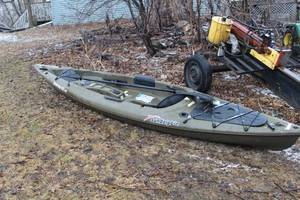 lot 411 image: Sundolphin Journey 12 Kayak