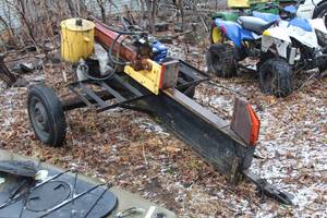 lot 412 image: Gas Log Splitter